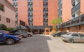 Infinite Hotel